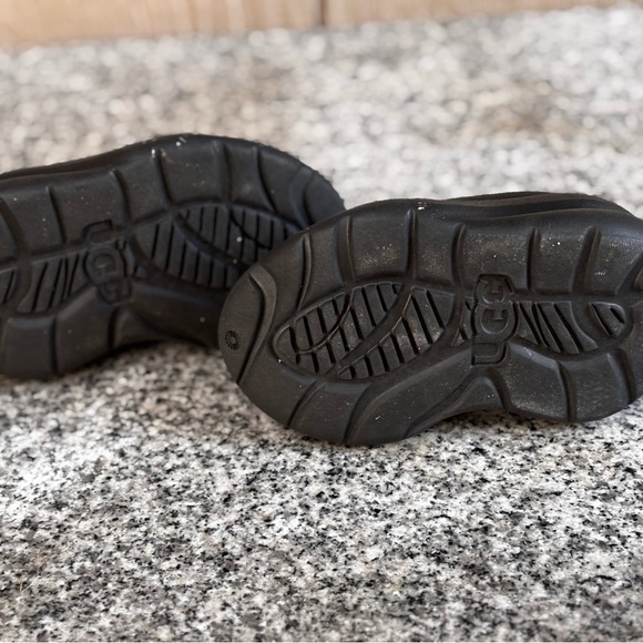 UGG‎ Toddlers Sport Clogs - Picture 6 of 7